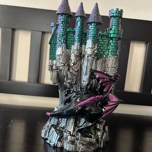 NWTs Bath & Body Works Disney Villians Maleficent Dragon Castle Pedestal